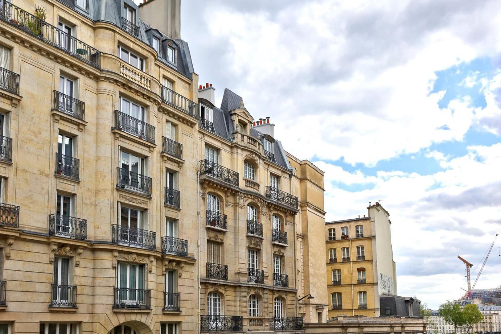 378 Suite Verrerie - Superbe Studio A Parigi Esterno foto